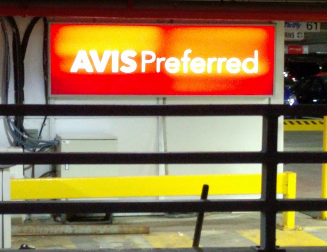 AVIS-Toronto Pearson International Airport-15465-store